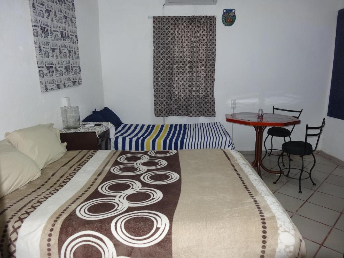 Habitaciones-Comodas-Aire-Wifi-Tv-Cerca De Playa-!!Excelente Precio II Manzanillo Esterno foto